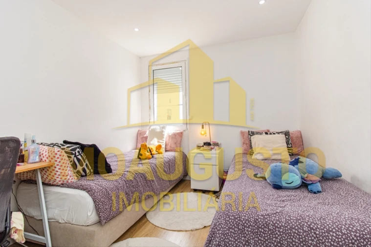 Apartamento T2 para Venda em Guarda Foto 7