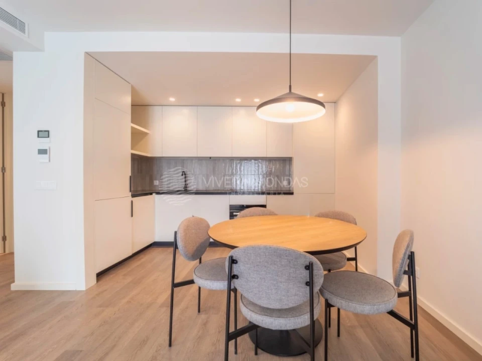 Apartamento T1 para Venda em Azurem Foto 3