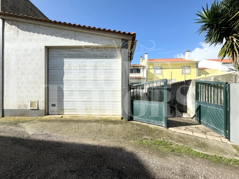 Moradia T3 para Venda em Atouguia da Baleia Foto 37