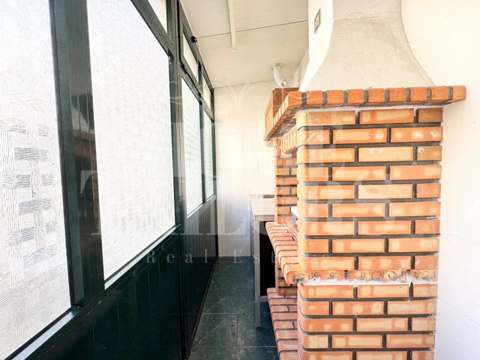 Moradia T3 para Venda em Atouguia da Baleia Foto 40