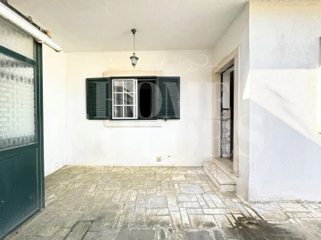 Moradia T3 para Venda em Atouguia da Baleia