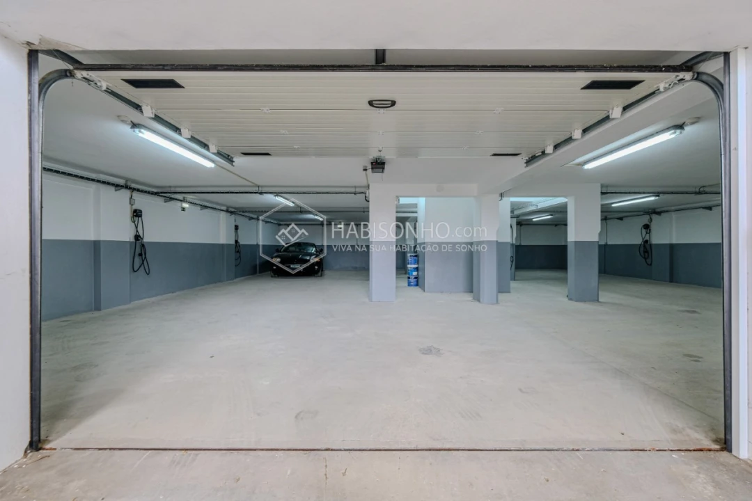 Garagem para Venda em Gondomar (São Cosme), Valbom e Jovim Foto 10