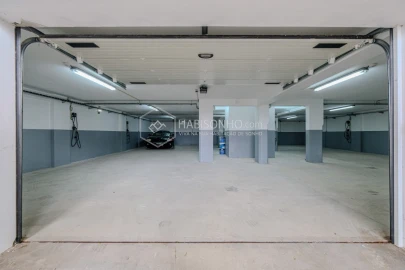 Garagem para Venda em Gondomar (São Cosme), Valbom e Jovim