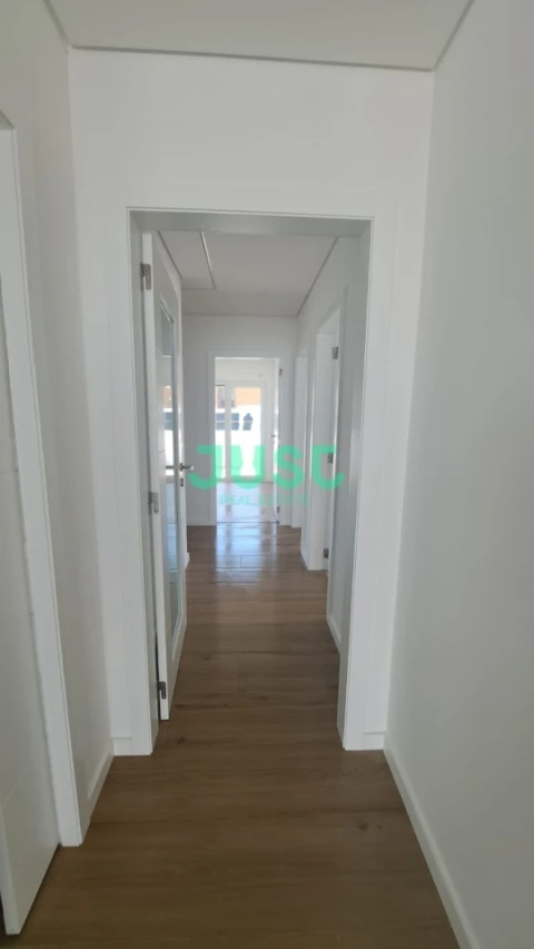 Moradia T3 para Venda em Fernao Ferro