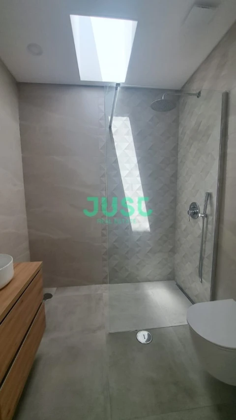 Moradia T3 para Venda em Fernao Ferro