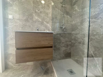 Moradia T4 para Venda em Fernao Ferro