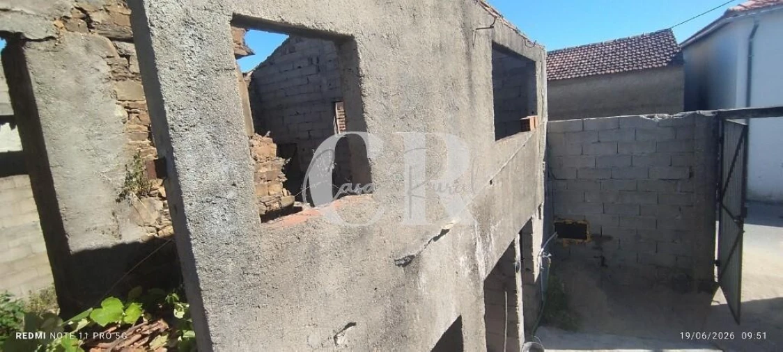 Moradia T2 para Venda em Graça Foto 21