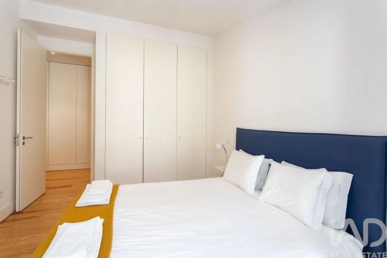 Apartamento T2 para Arrendamento em Santa Maria Maior Foto 23