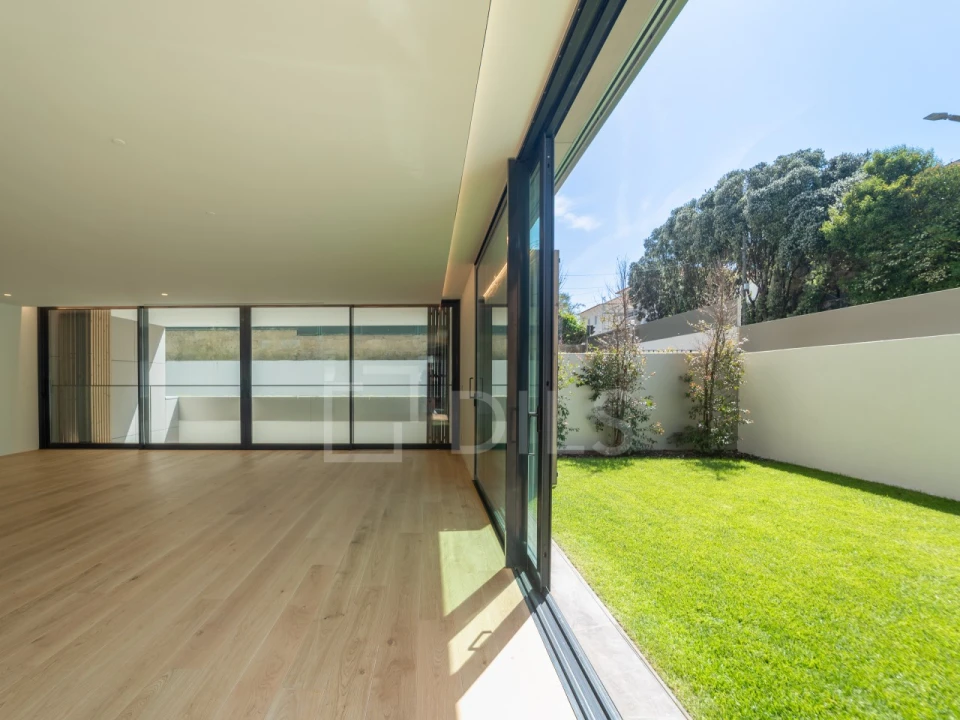 Apartamento T4 para Venda em Aldoar, Foz do Douro e Nevogilde Foto 3