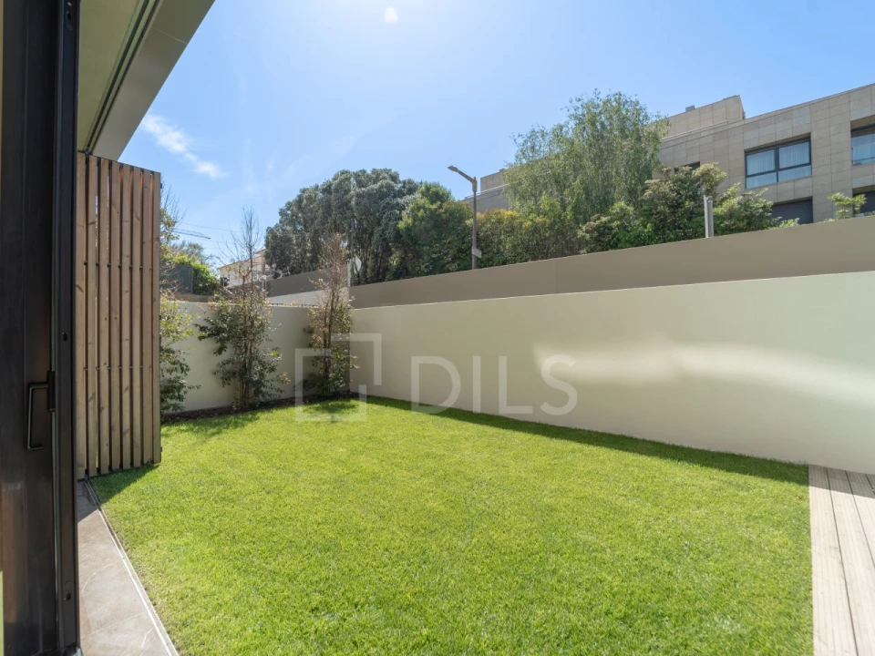 Apartamento T4 para Venda em Aldoar, Foz do Douro e Nevogilde Foto 12