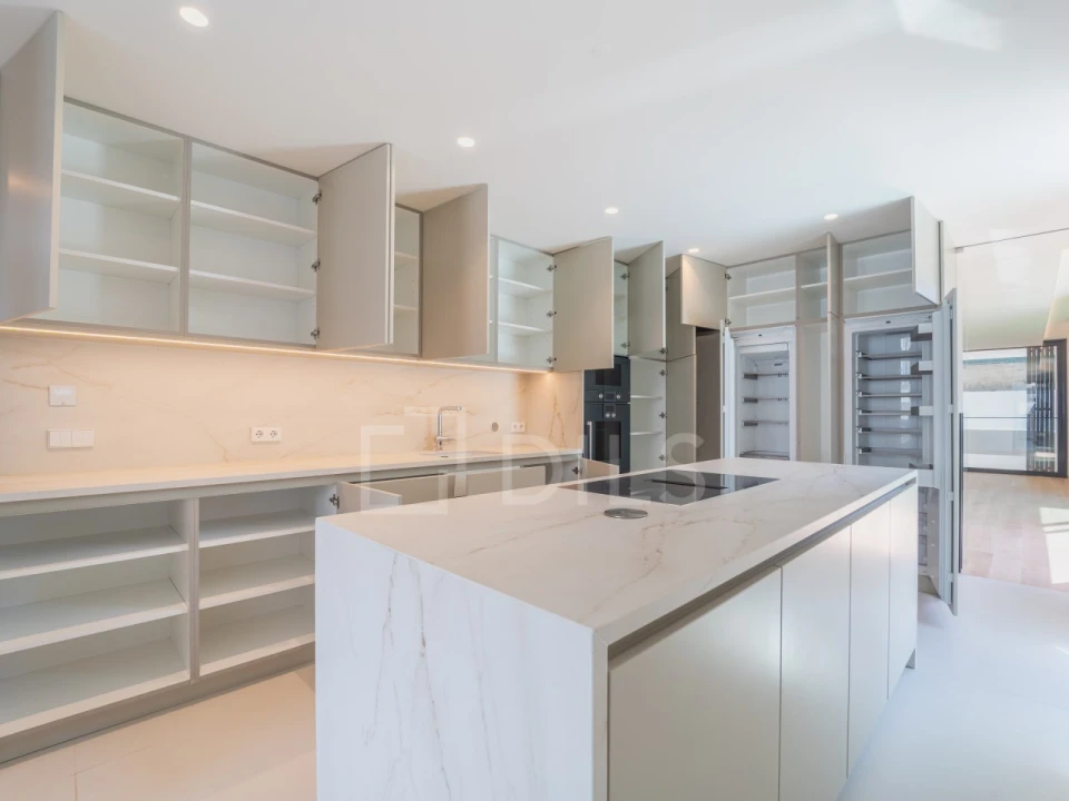 Apartamento T4 para Venda em Aldoar, Foz do Douro e Nevogilde Foto 23