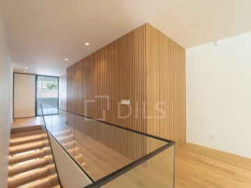 Apartamento T4 para Venda em Aldoar, Foz do Douro e Nevogilde