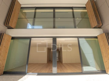 Apartamento T4 para Venda em Aldoar, Foz do Douro e Nevogilde