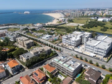 Apartamento T4 para Venda em Aldoar, Foz do Douro e Nevogilde