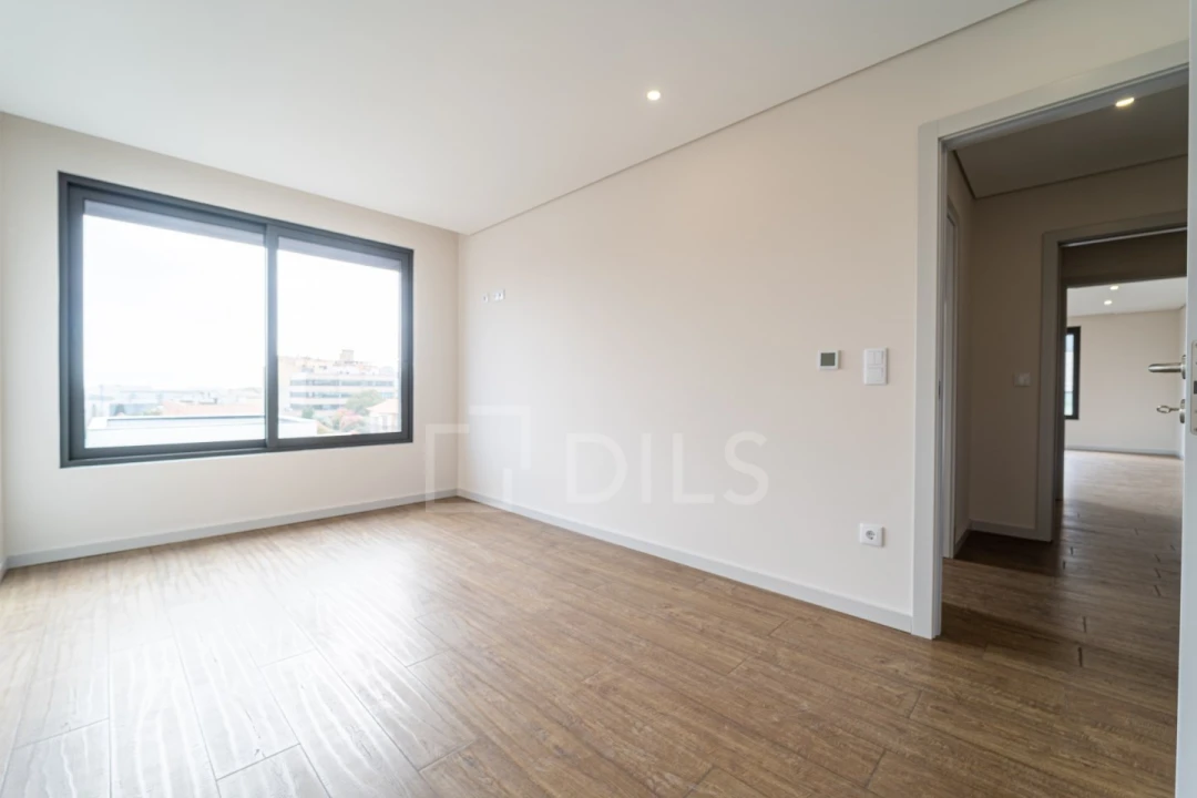 Apartamento T3 para Venda em Cedofeita, Santo Ildefonso, Sé, Miragaia, São Nicolau e Vitória Foto 2