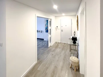 Apartamento T4 para Venda em Samora Correia