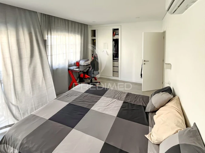 Apartamento T4 para Venda em Samora Correia Foto 8