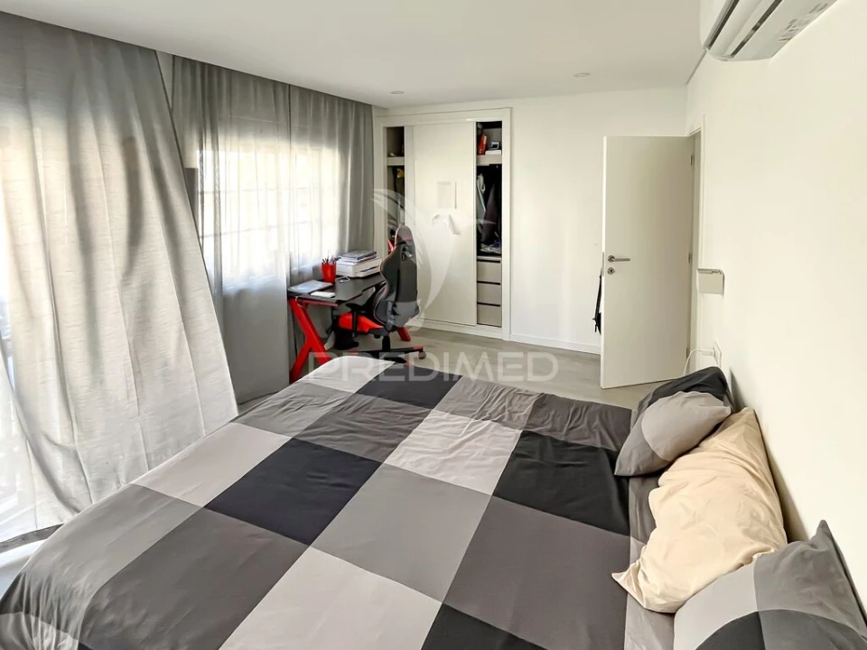 Apartamento T4 para Venda em Samora Correia Foto 8