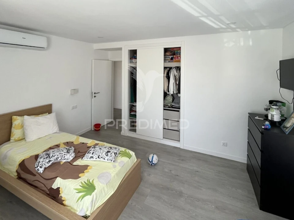 Apartamento T4 para Venda em Samora Correia Foto 7