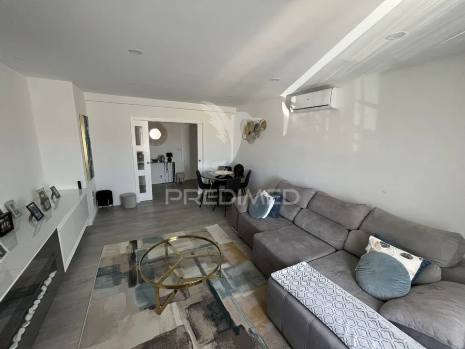 Apartamento T4 para Venda em Samora Correia Foto 5