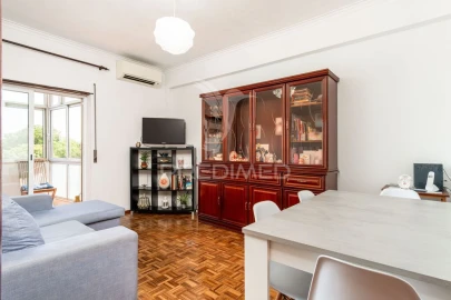 Apartamento T2 para Venda em Póvoa de Santa Iria e Forte da Casa