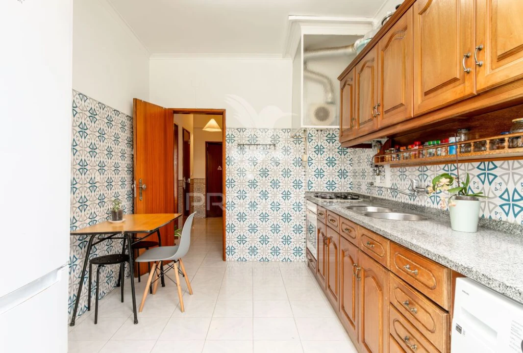 Apartamento T2 para Venda em Póvoa de Santa Iria e Forte da Casa Foto 6