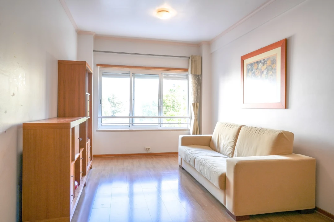 Apartamento T1 para Venda em Lumiar Foto 1