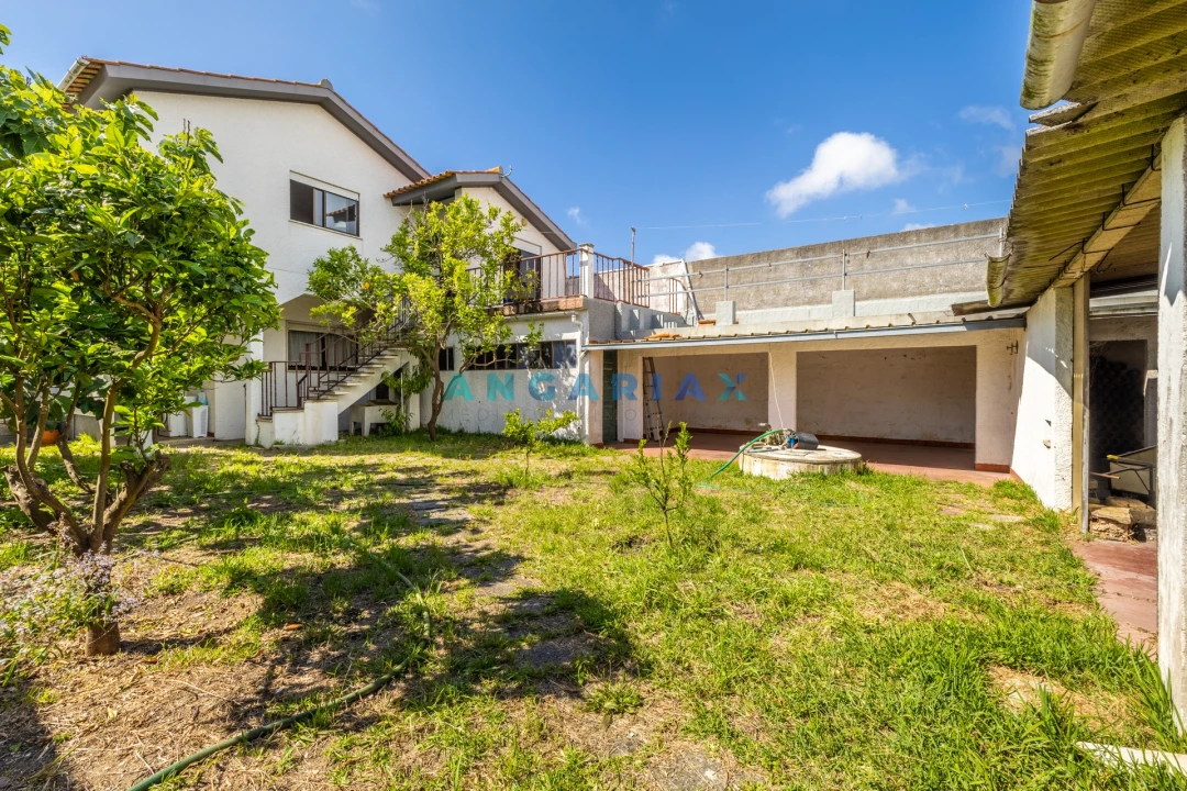 Moradia T5 para Venda em Vieira de Leiria Foto 32