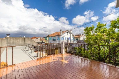 Moradia T5 para Venda em Vieira de Leiria