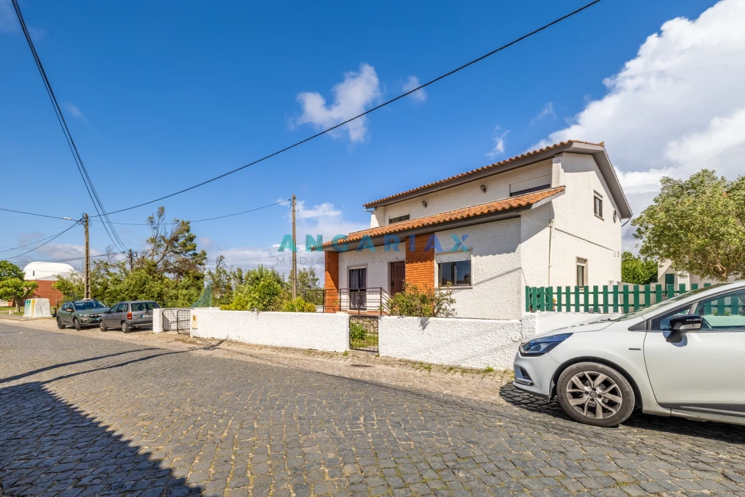 Moradia T5 para Venda em Vieira de Leiria Foto 29