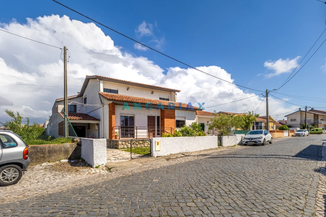 Moradia T5 para Venda em Vieira de Leiria Foto 37