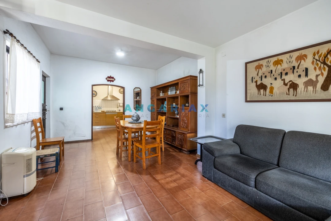 Moradia T5 para Venda em Vieira de Leiria Foto 16