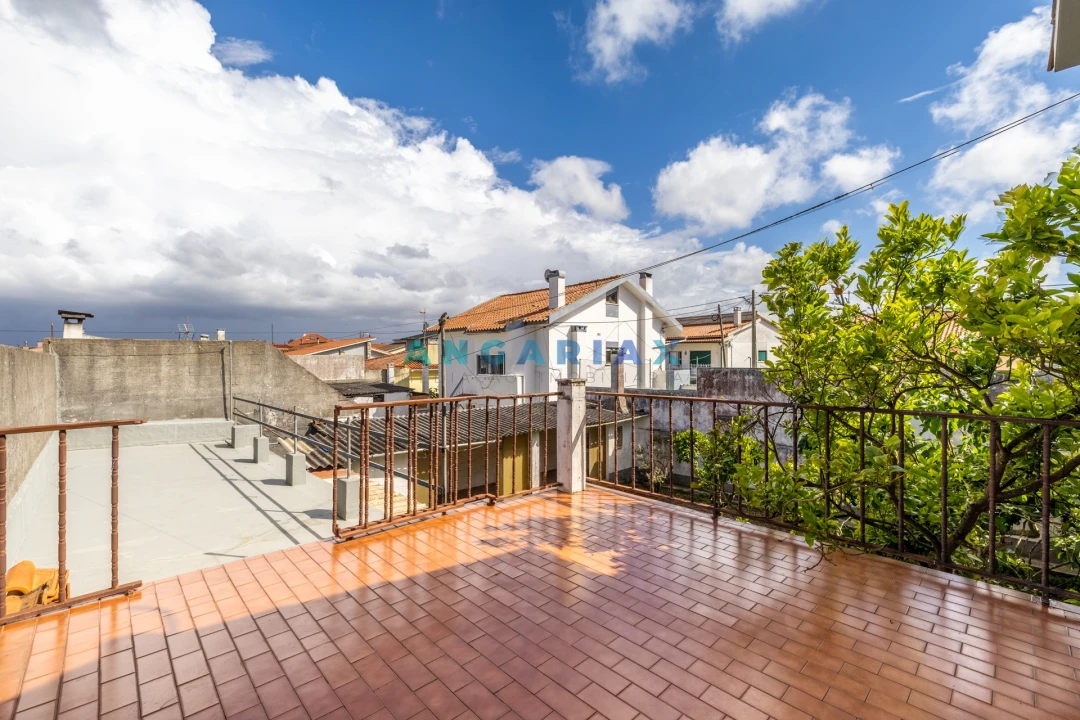 Moradia T5 para Venda em Vieira de Leiria Foto 28