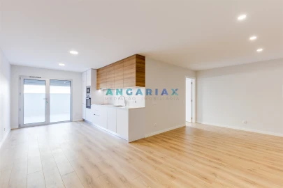 Apartamento T2 para Venda em Marrazes e Barosa