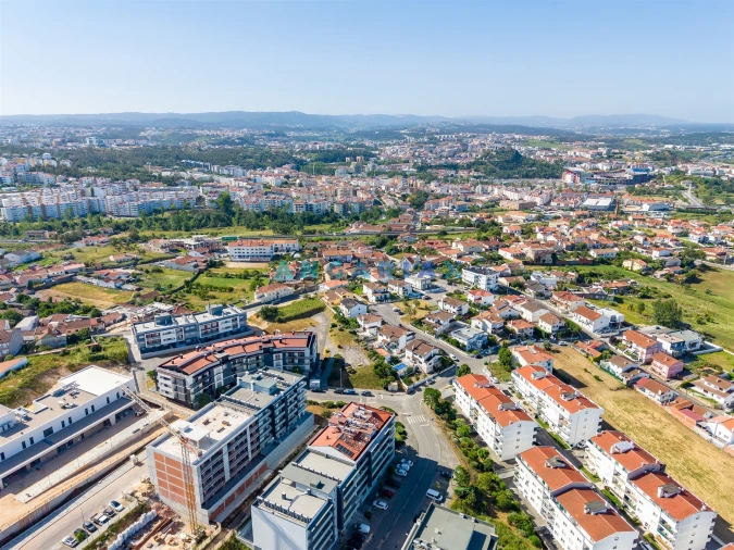 Apartamento T2 para Venda em Marrazes e Barosa Foto 30
