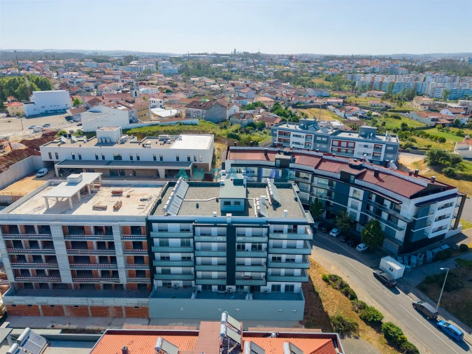 Apartamento T2 para Venda em Marrazes e Barosa Foto 27