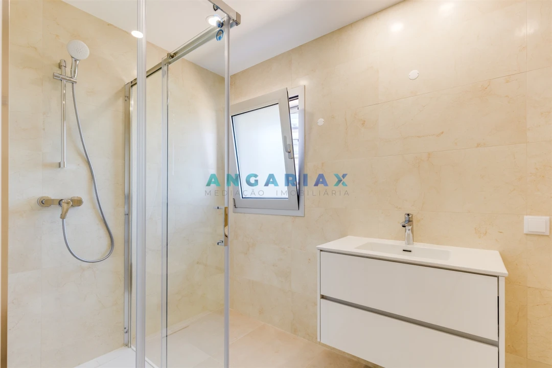 Apartamento T2 para Venda em Marrazes e Barosa Foto 7