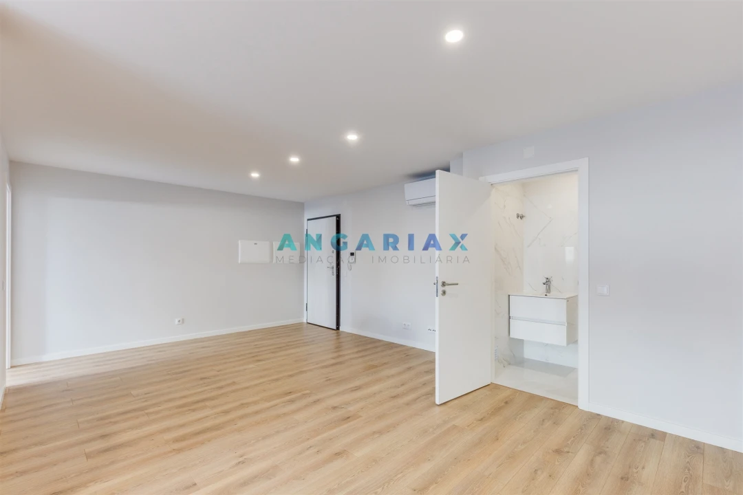 Apartamento T2 para Venda em Marrazes e Barosa Foto 10