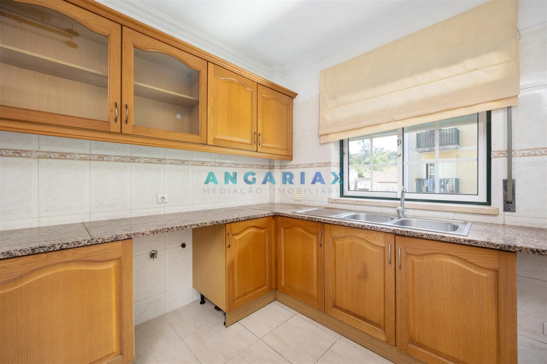 Apartamento T3 para Venda em Leiria, Pousos, Barreira e Cortes Foto 9
