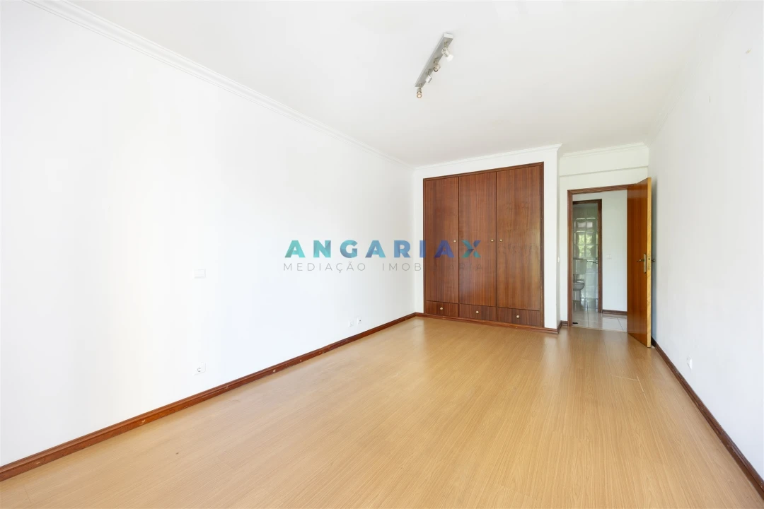 Apartamento T3 para Venda em Leiria, Pousos, Barreira e Cortes Foto 13