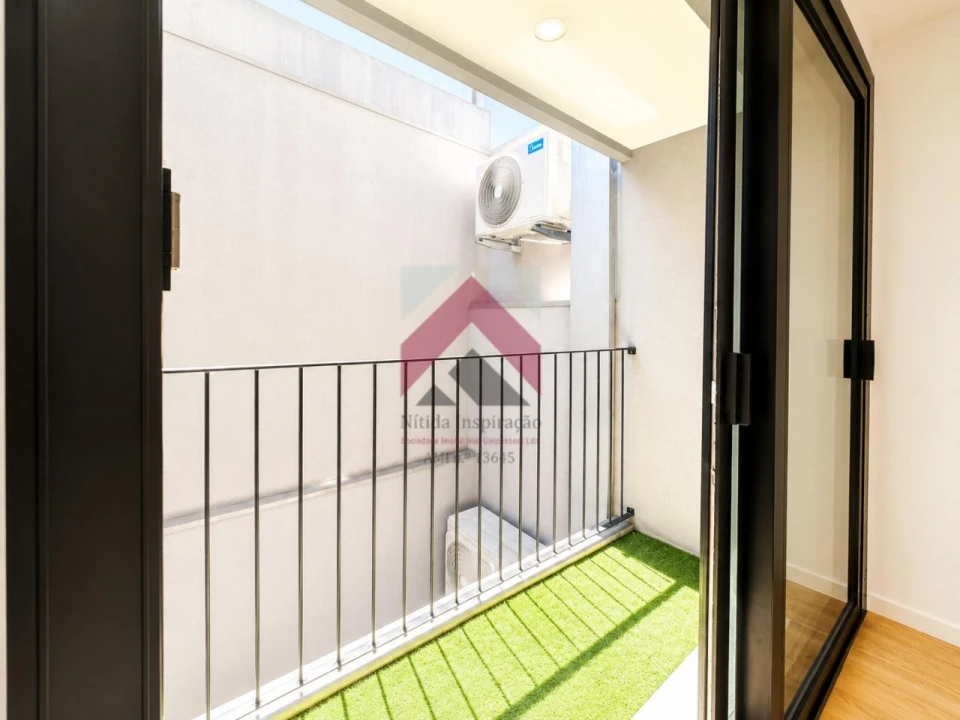 Apartamento T1 para Venda em Glória e Vera Cruz Foto 5