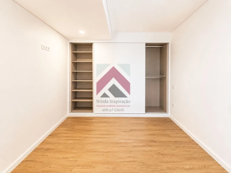 Apartamento T1 para Venda em Glória e Vera Cruz Foto 11
