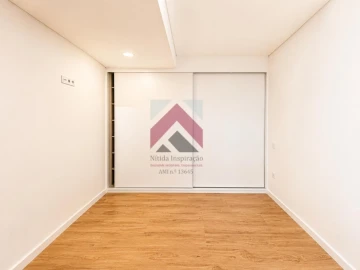 Apartamento T1 para Venda em Glória e Vera Cruz