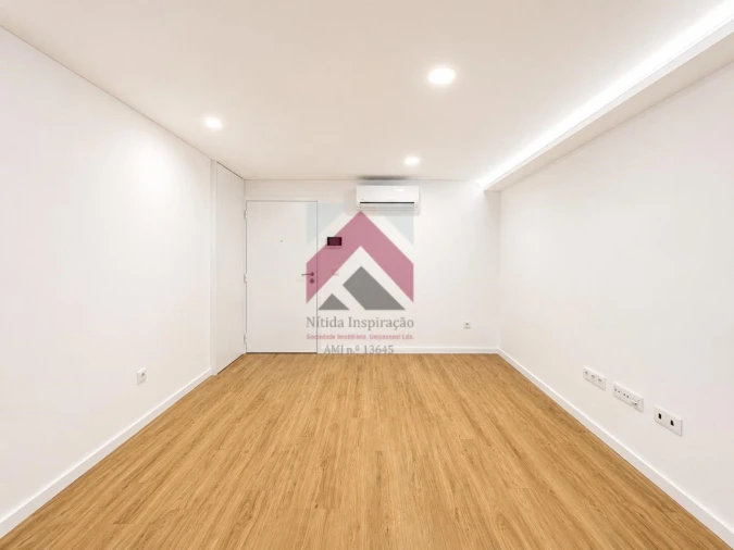 Apartamento T1 para Venda em Glória e Vera Cruz Foto 7