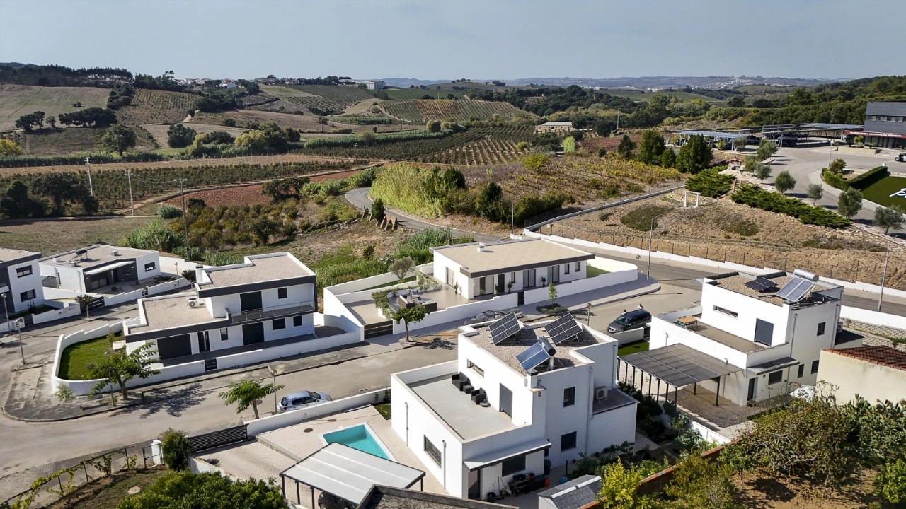 Moradia T3 para Venda em Vermelha Foto 28