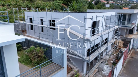 Moradia T3 para Venda em Agua de Pena