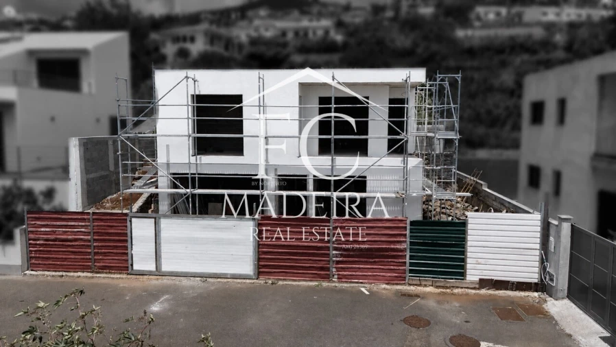 Moradia T3 para Venda em Agua de Pena Foto 7