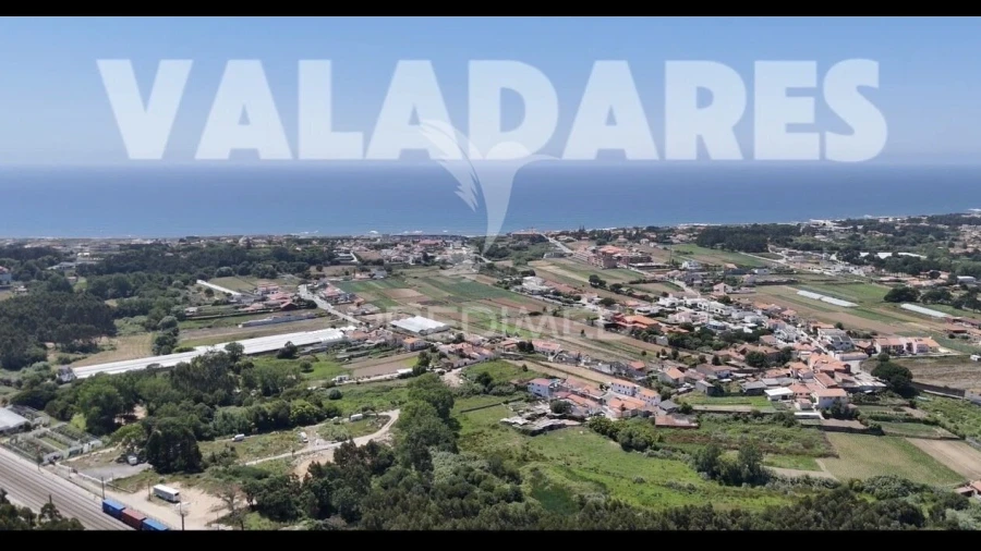 Terreno para Venda em Gulpilhares e Valadares