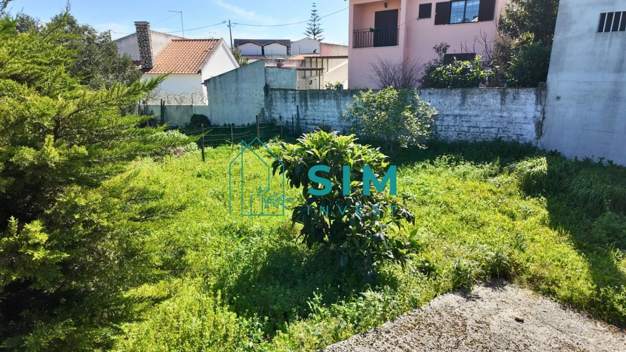 Terreno para Venda em Charneca de Caparica e Sobreda Foto 6