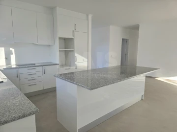 Moradia T3 para Venda em Nossa Senhora do Pópulo, Coto e São Gregório